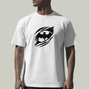 تيشيرت الوحش × باتمان – خربشة وحش مع نص شعار باتمان